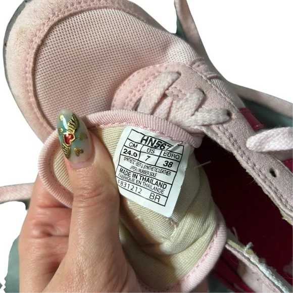 Onitsuka Tiger Ultimate 81 Sneaker - Size 7, Light Pink/Hot Berry - Picture 7 of 9